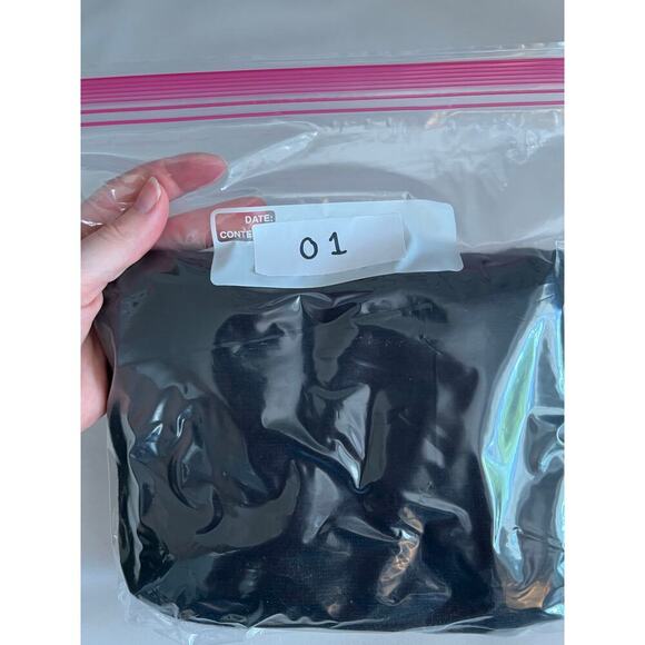 Vince Women's XS 100% Cashmere Sweater Black Slouchy Fit Crew Scoop Neck FLAWS - Picture 13 of 13